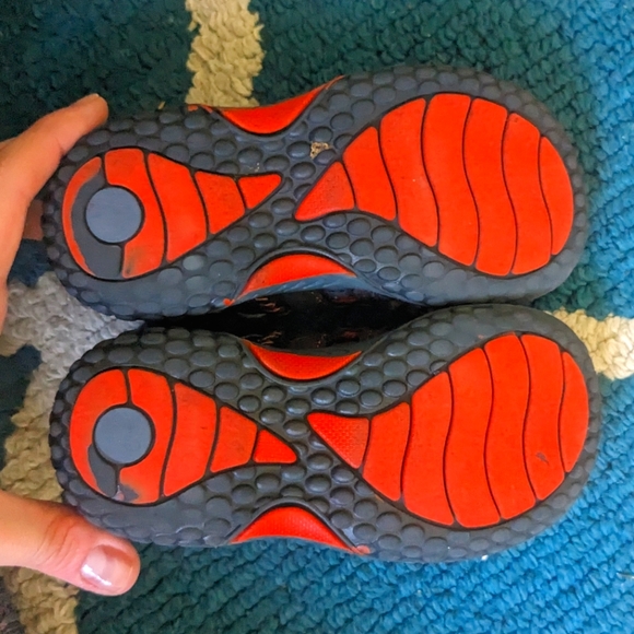 Kids Stride Rite Strapped Sandals - Durable, Adjustable, and Comfortable Outdoor - Picture 8 of 8